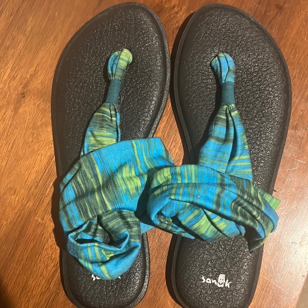 Sanuk Sandals